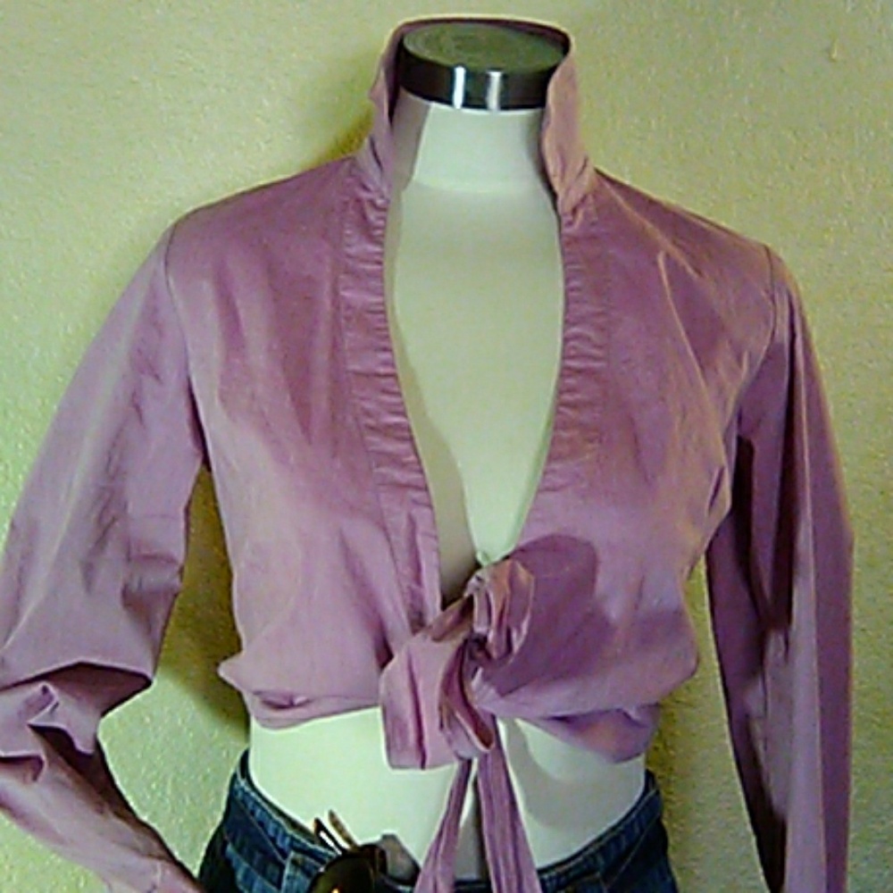 Cute Top! - Picture 2 of 6